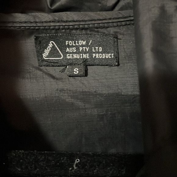 Follow Outer Shell Windbreaker - Picture 3 of 7